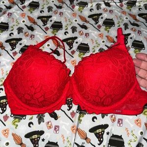 PINK Victoria's Secret Vibrant Red Lace Bra